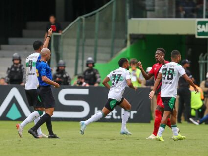 Caso vergonhoso de racismo no Coritiba