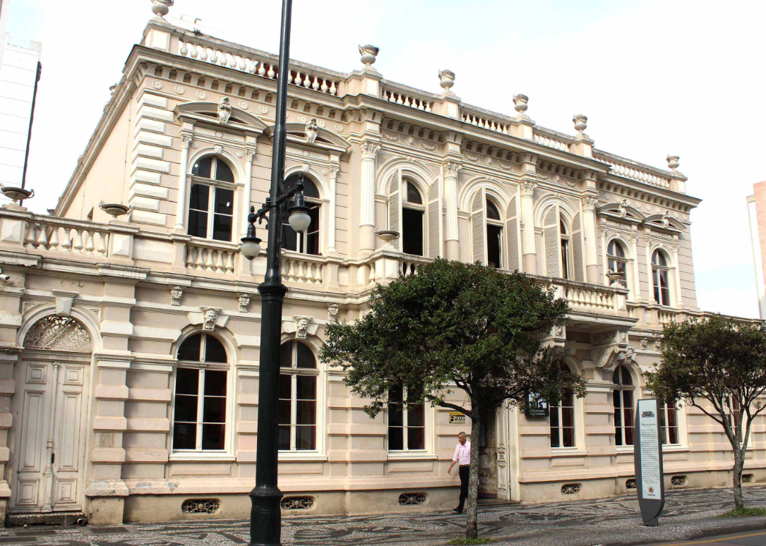 Carnaval Curitiba museus estaduais abrem normalmente com grandes exposições