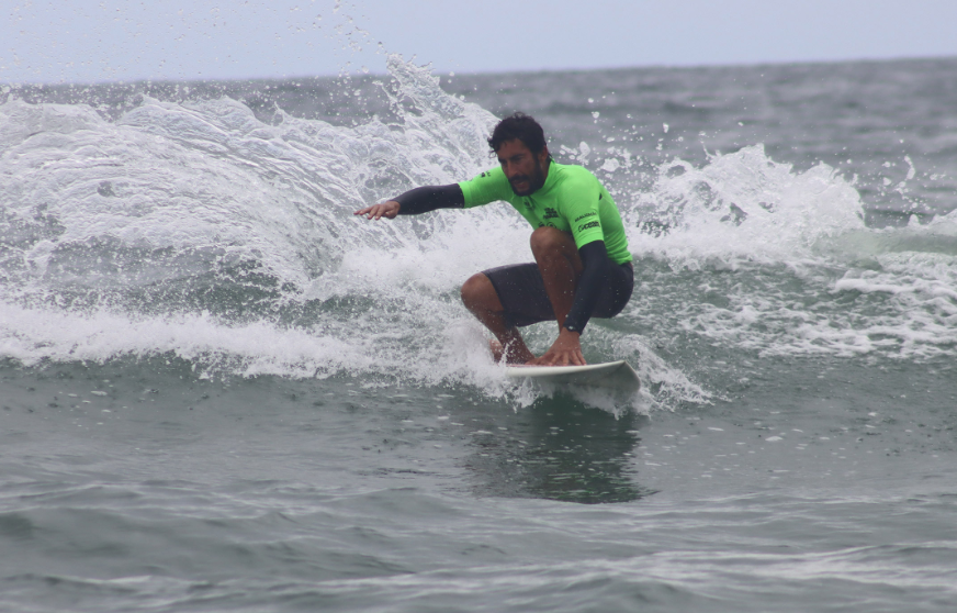 Matinhos recebe 1ª etapa do Circuito Paranaense de Surf Amador neste fim de semana