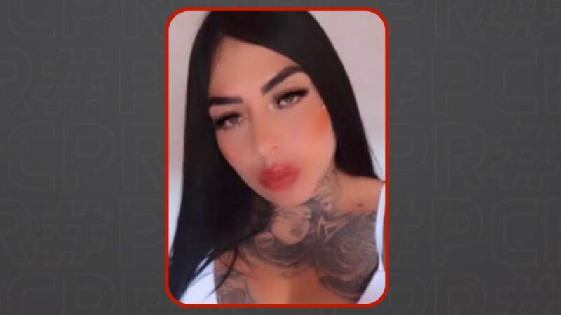 Polícia divulga foto de mulher foragida por latrocínio de motorista de aplicativo