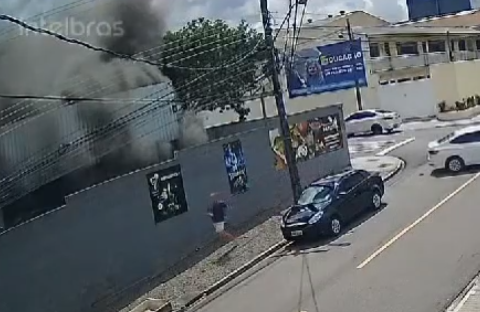 incendio pinhais oficina mecanixa