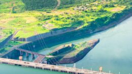 Reação contra Itaipu pela compra de terras no Oeste do Paraná