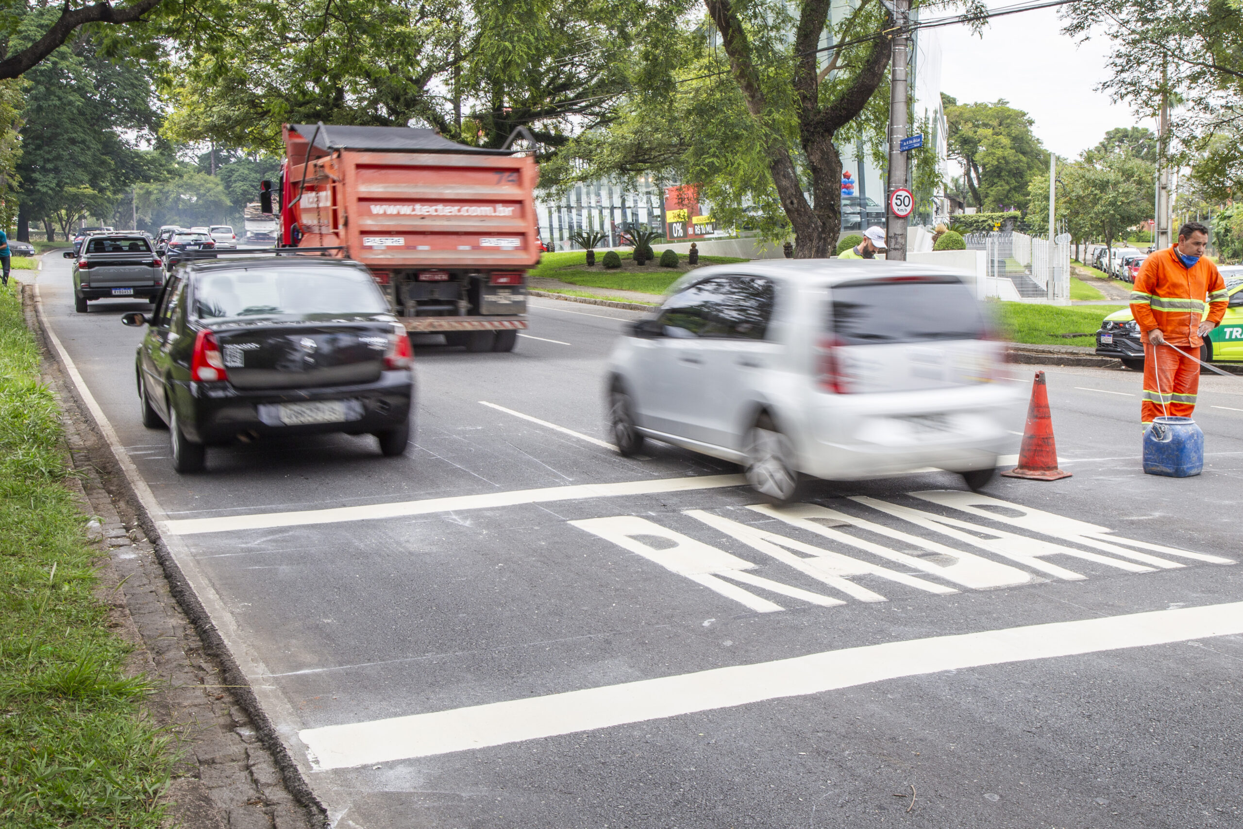 nova sinalização radares curitiba redução número acidentes trânsito curitiba