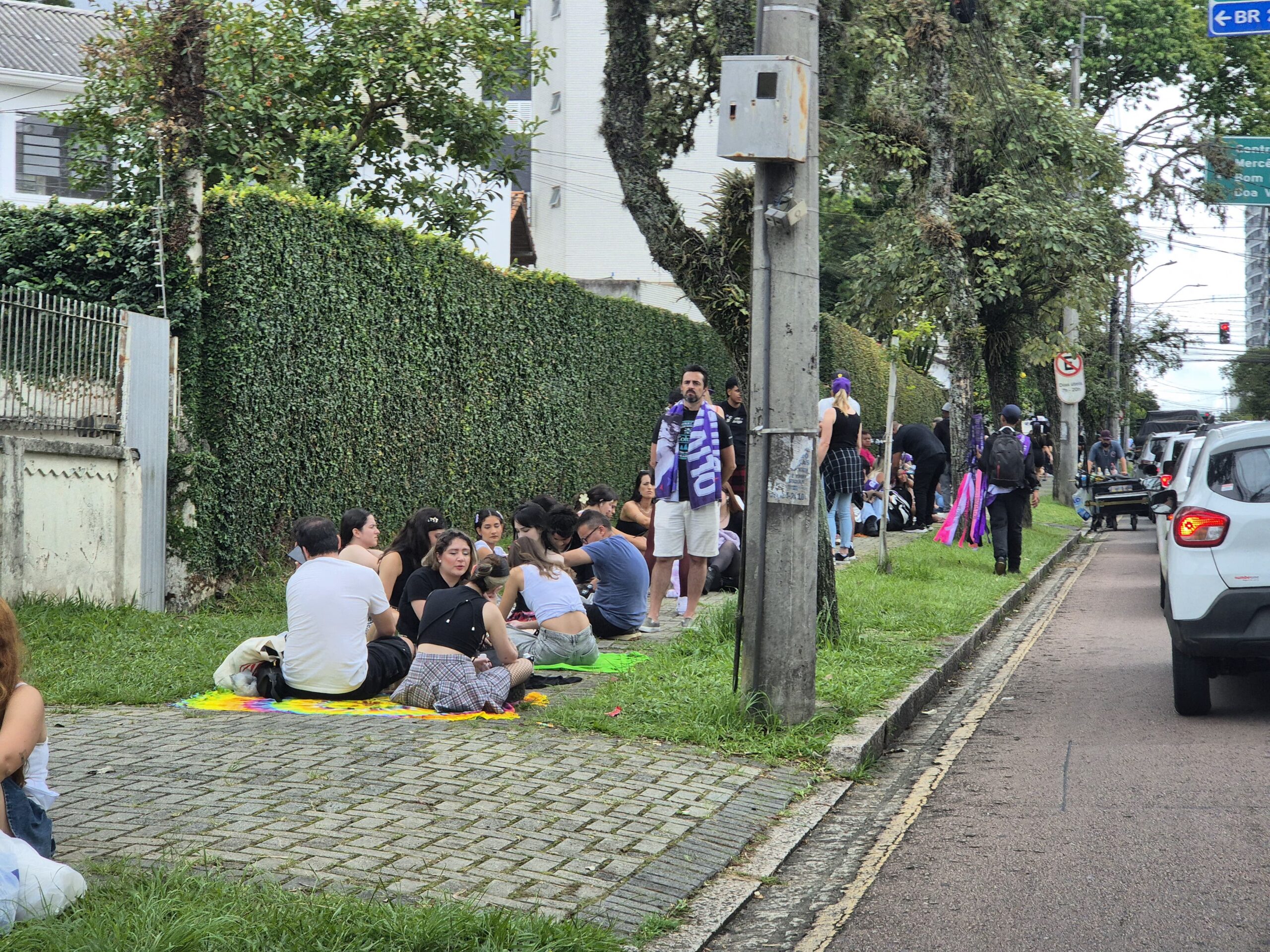 Fila trânsito bloqueios show Olivia Rodrigo Curitiba