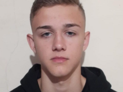 Adolescente de 17 anos é morto com tiro na cabeça durante assalto em Curitiba