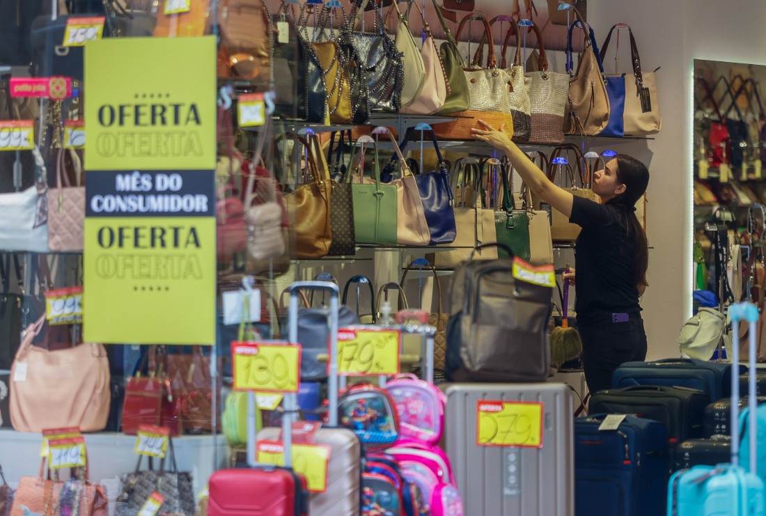 Com alta de 4,3%, comércio do Paraná tem o maior crescimento da região Sul em janeiro