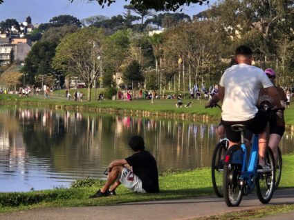 Curitiba bate recorde de temperatura e cidade do interior registra mais de 40°C