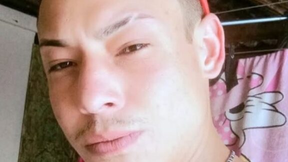 Homem morre afogado ao entrar no mar durante a noite em Matinhos