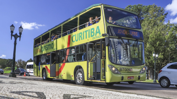 Linha Turismo terá tarifa a R$ 6 para moradores de Curitiba a partir desta segunda