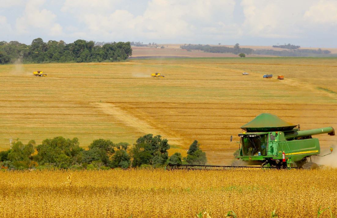 Paraná propõe ao governo federal Plano Safra 2025 2026 de R$ 597 bilhões