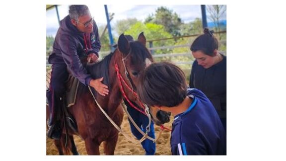 Projeto Vivência com Animais promove qualidade de vida para pessoas com deficiência física ou mental