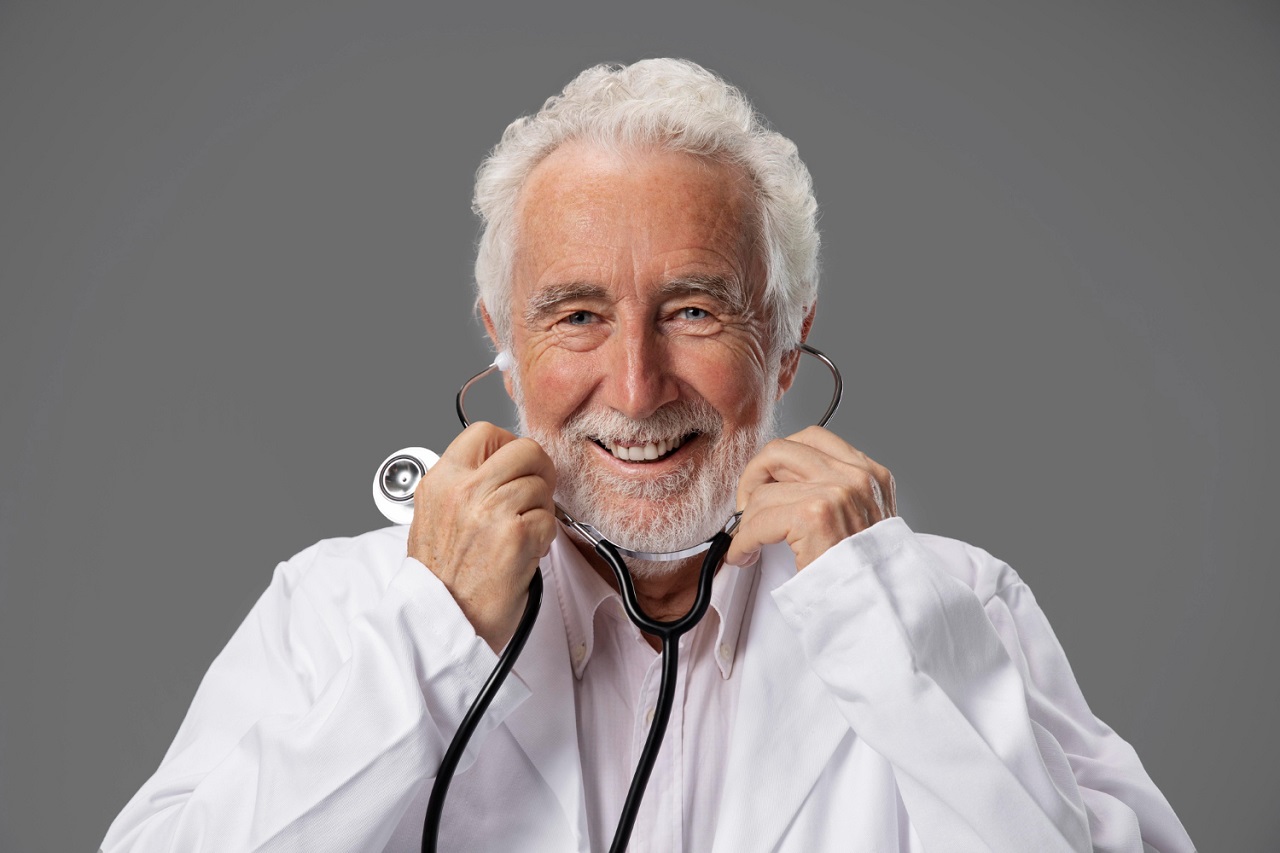 Respeito e valorização aos médicos veteranos do Paraná