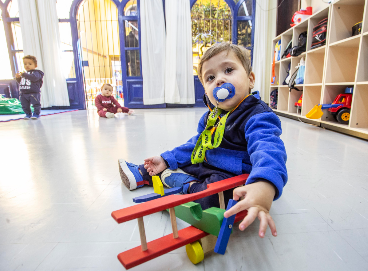 Vale-creche de R$ 1 mil entra em vigor na próxima semana em Curitiba