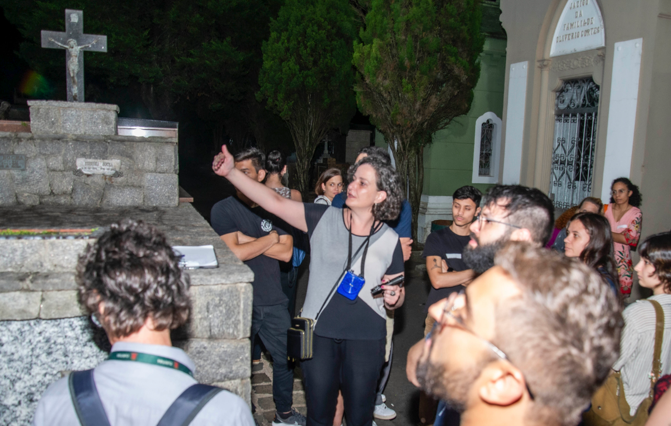 Visita guiada cemitério de Curitiba prefeitura reabre agendamentos