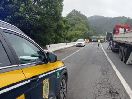 BR-116 é totalmente liberada após horas de bloqueio, na Grande Curitiba