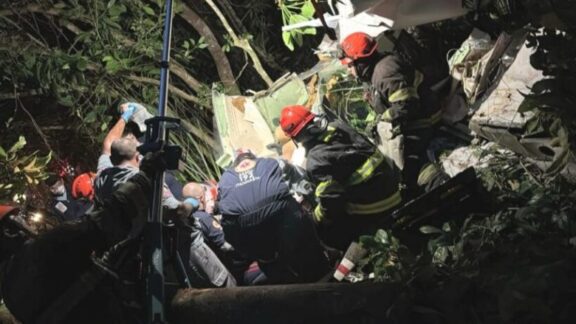 Aeronave cai no Litoral de São Paulo; uma pessoa morreu