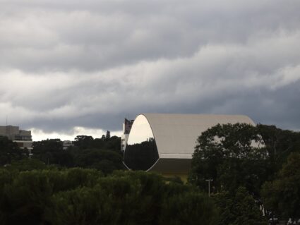 Instabilidade aumenta no Paraná neste sábado