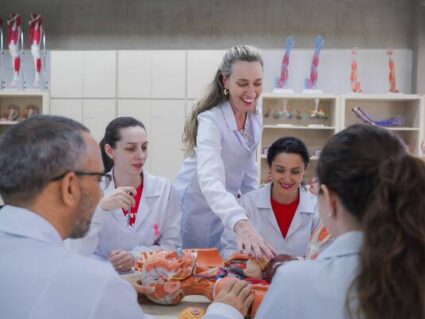 Estudantes de Toledo ganham novo curso de Medicina