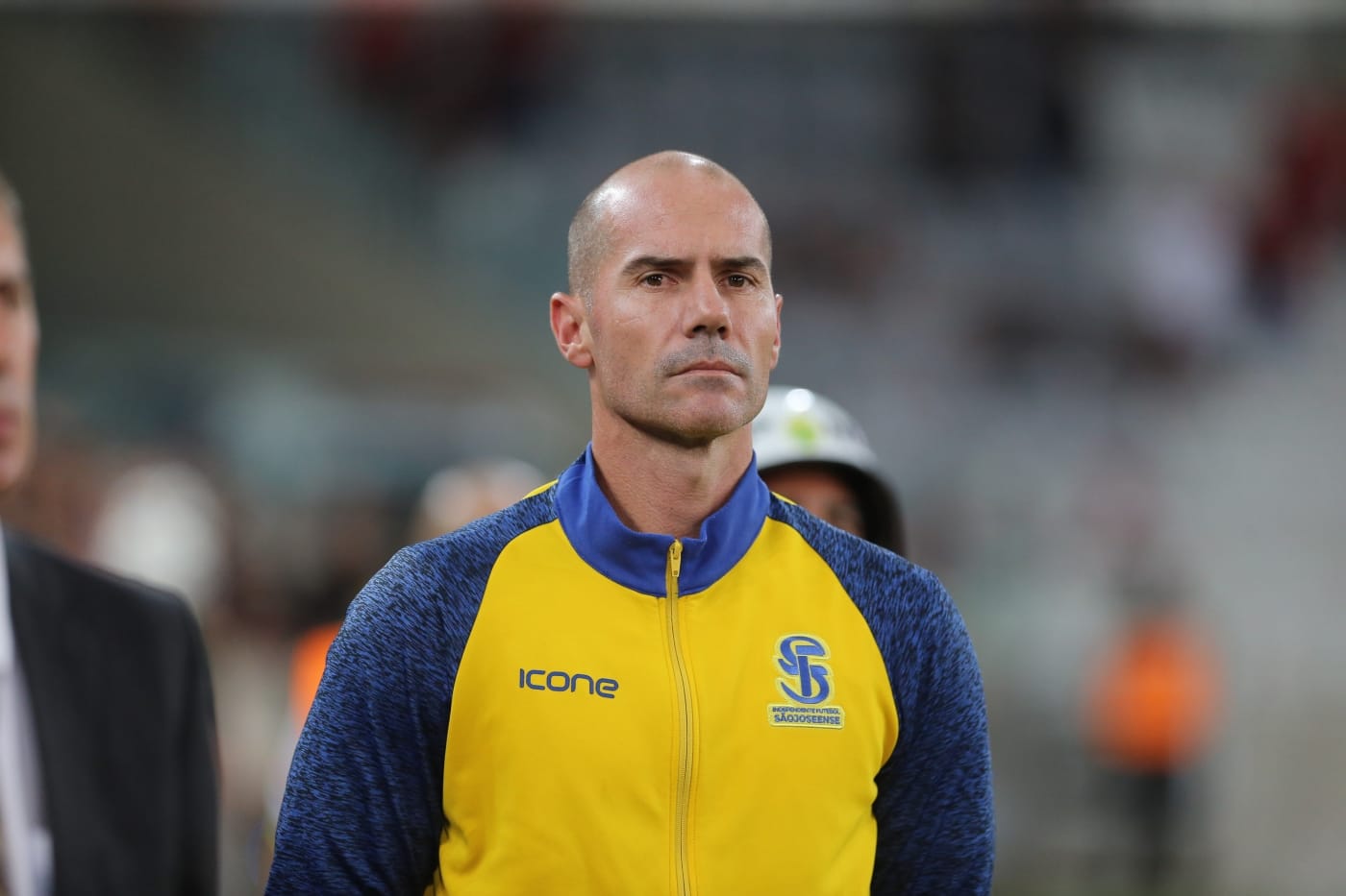 Paraná Clube anuncia Zé Roberto como novo técnico