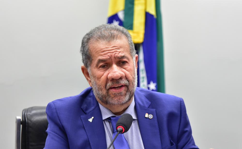 Ministro diz que sempre foi contra descontos em benefícios previdenciários