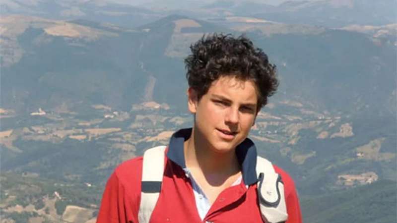 Relíquia de Carlo Acutis visita o Paraná nesta semana