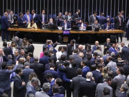 Câmara aprova projeto que amplia número de deputados federais
