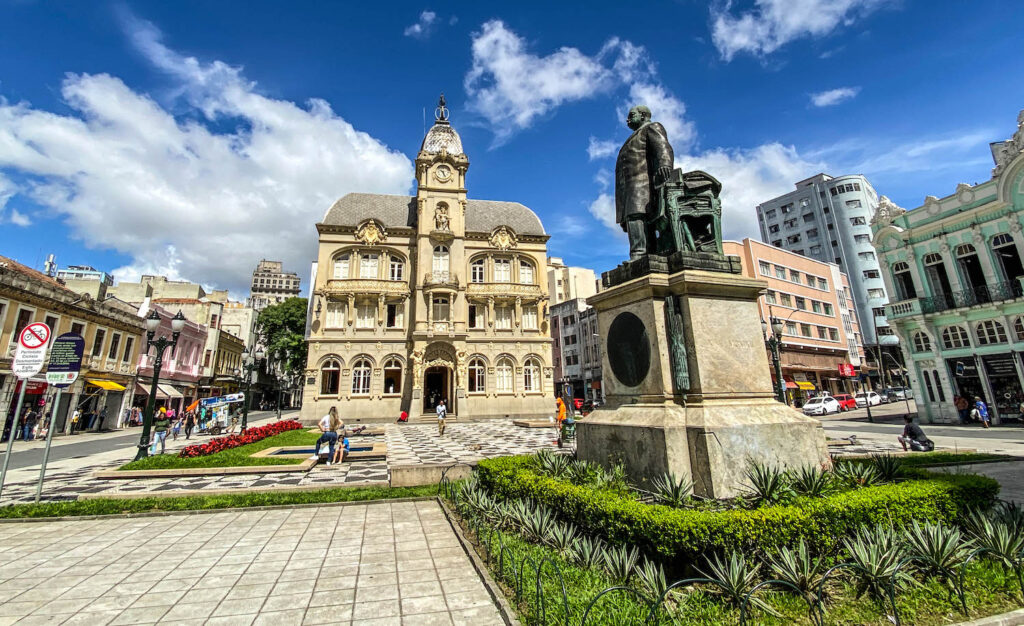 Paço da Liberdade, a grande atração do Centro de Curitiba