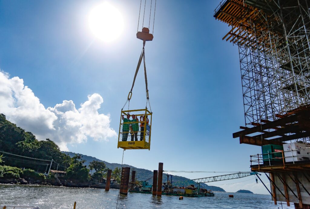 Obras na Ponte de Guaratuba chegam a 50% de conclusão