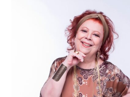Sambabook Beth Carvalho chega ao palco do Guairão em junho