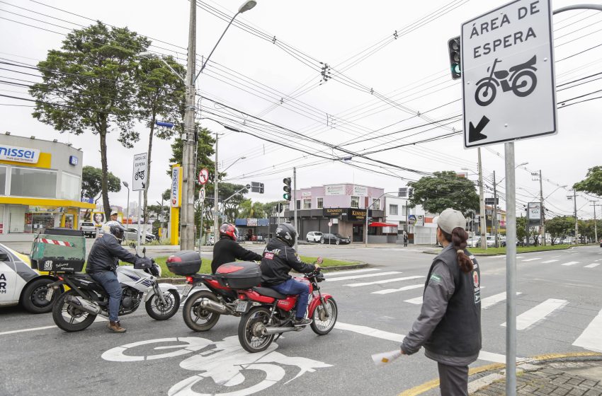 Dois mil acidentes com motos são registrados em Curitiba