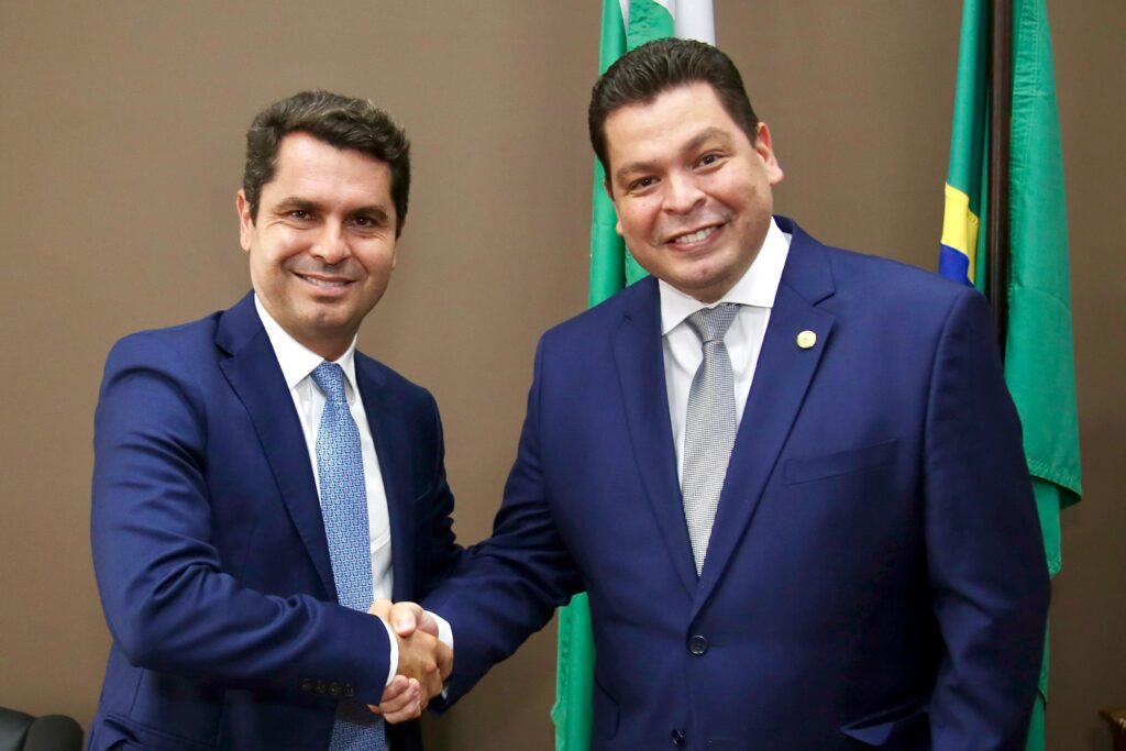 100 dias de inovações e problemas de intrigas ideológicas na Alep