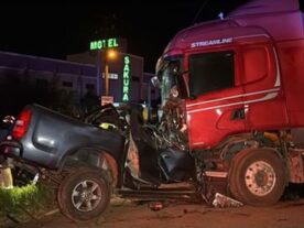 acidente batida de frente em Cascavel