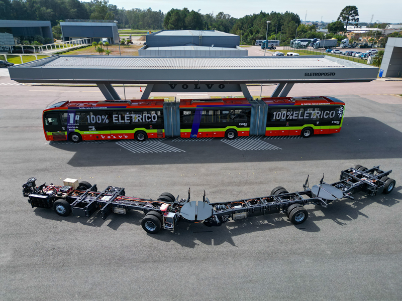 Multinacional vai produzir ônibus biarticulados 100% elétricos no Paraná