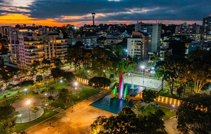 Pimentel pede apoio do setor imobiliário para o novo centro