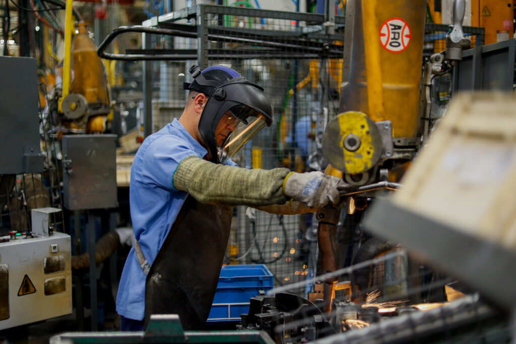 Paraná lidera crescimento da atividade econômica no país