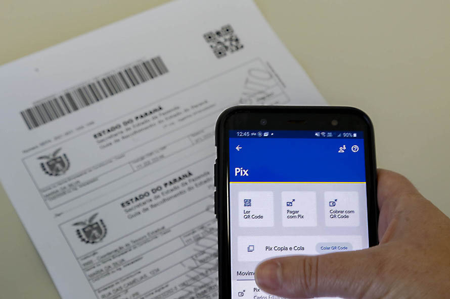 Paraná registra aumento de golpes do boleto falso do IPVA