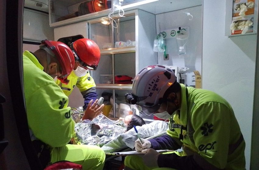 Mulher dá à luz no acostamento da BR-277, em Curitiba