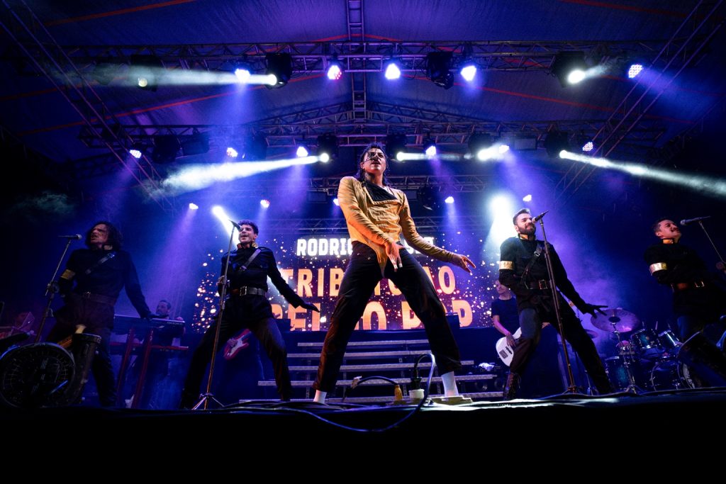 Rodrigo Teaser retorna a Curitiba com Tributo a Michael Jackson