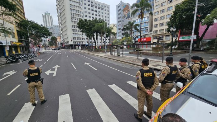 ameação de bomba em Curitiba