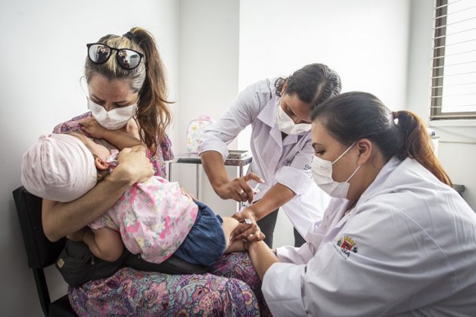 vacinação infantil curitiba