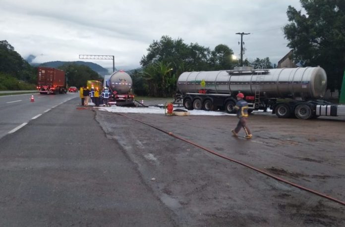 acidente na BR-376