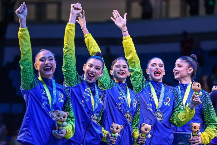 Curitibana conquista prata inédita no Mundial de Ginástica Rítmica