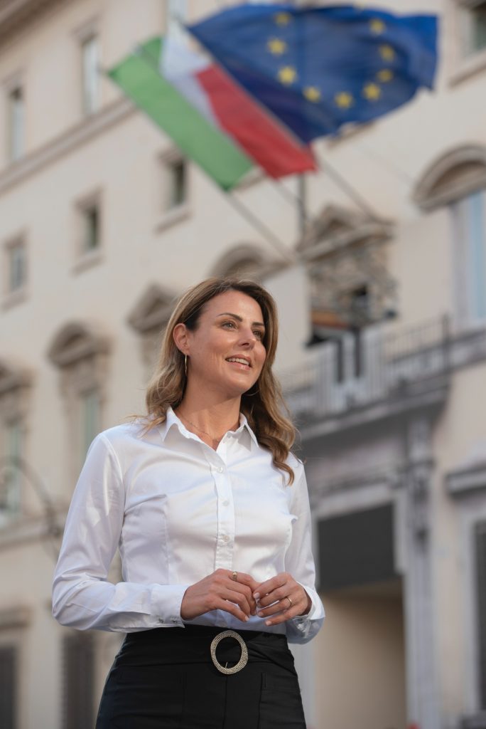 Renata Bueno Itália