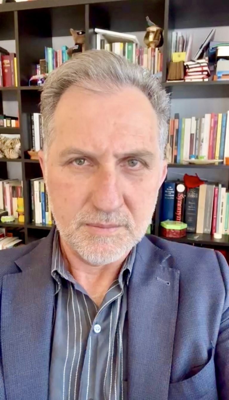 O Perfume das Coisas Lindas e Findas