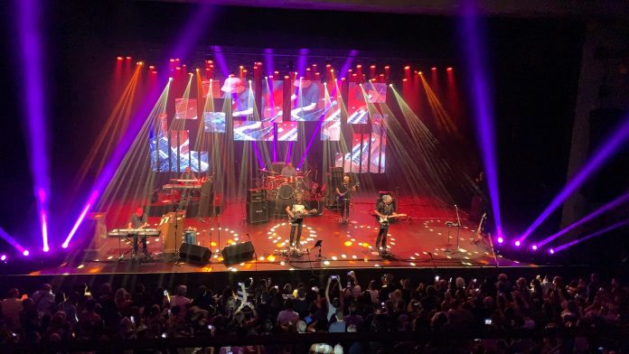Dire-Straits-Legacy-traz-show-inedito0a-Curitiba-no-dia-31 Dire Straits Legacy