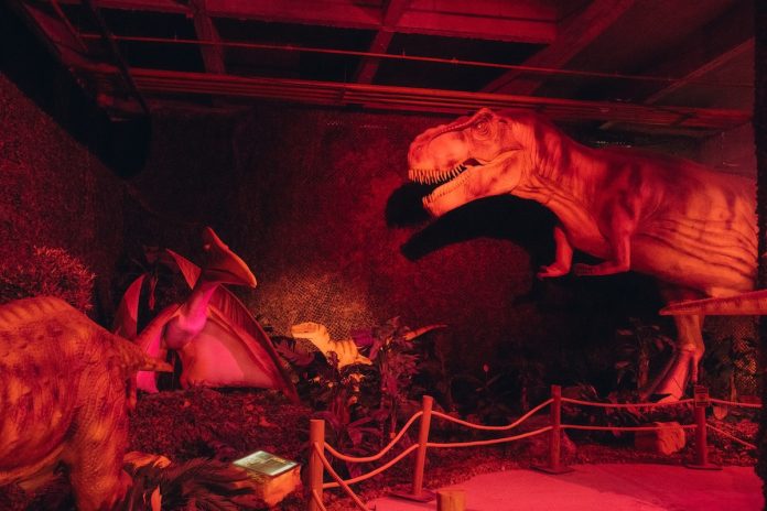 Dinos Alive