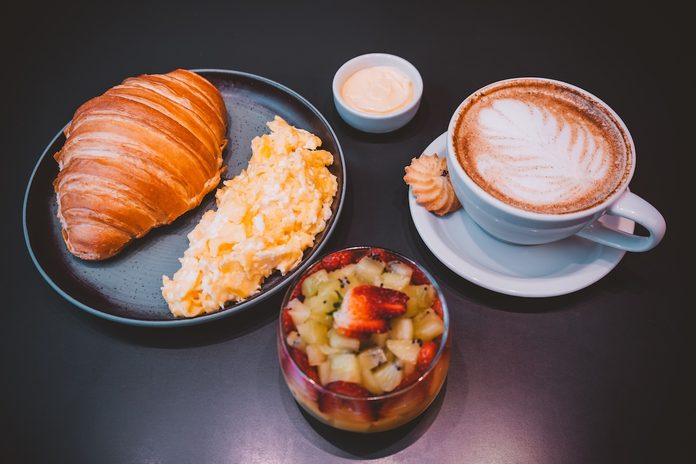 Festival do Café de Curitiba começa nesta quinta-feira (15) em 50 estabelecimentos, com combos exclusivos a partir de R$ 20